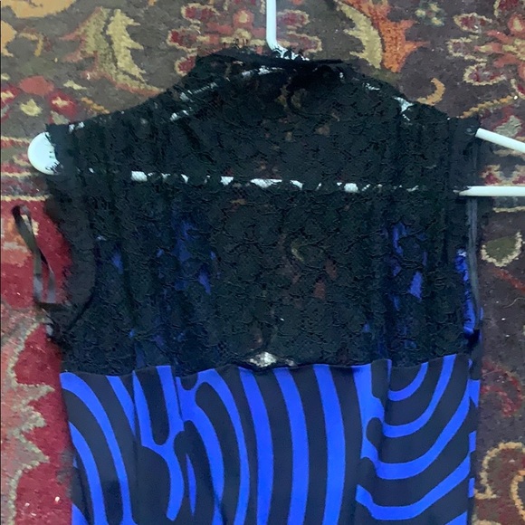 Dress - Picture 5 of 5